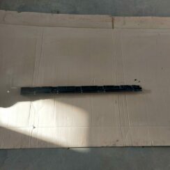 Sliekšņa kronšteins priekš BMW 520D F11 2011 TOURING