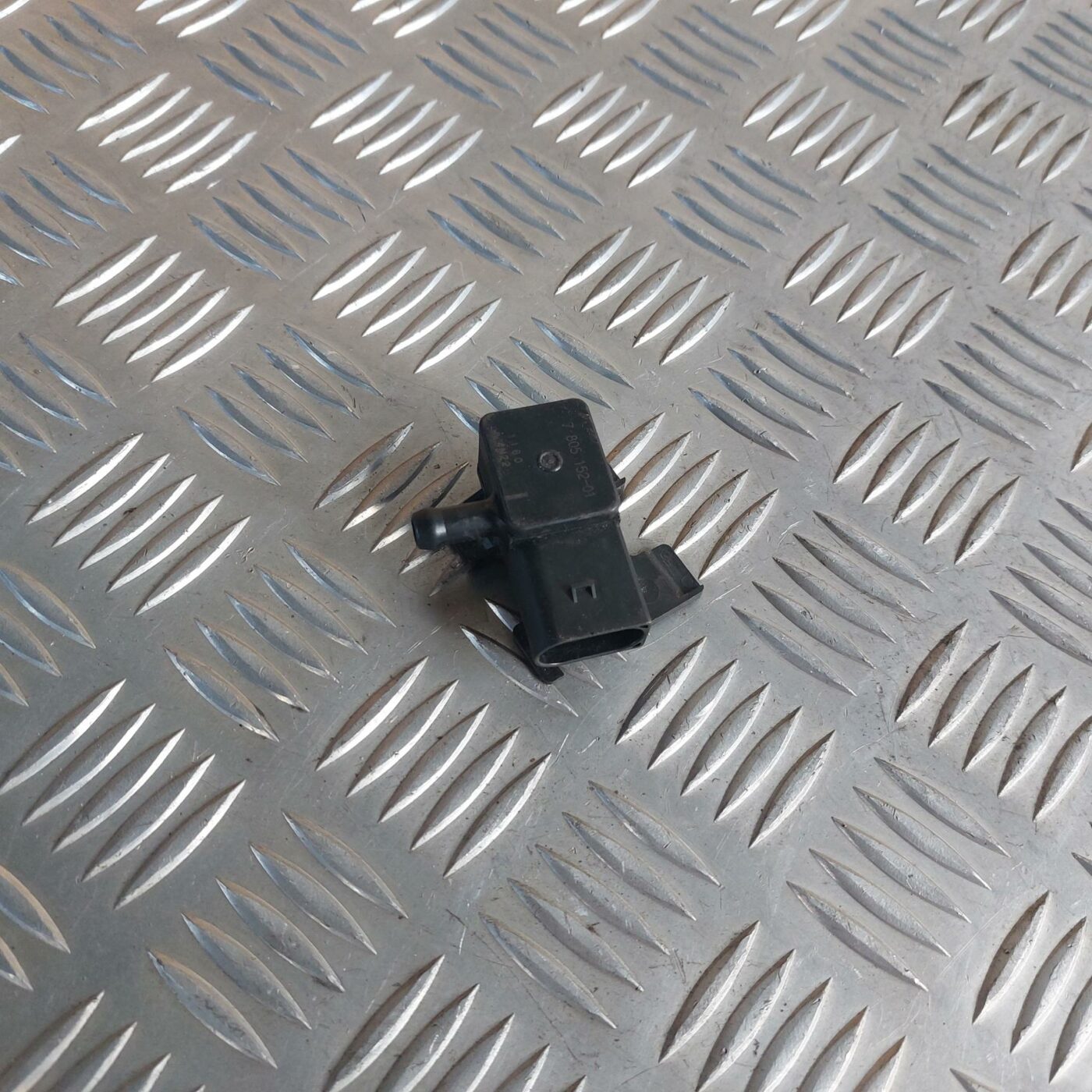 Izplūdes gāzu spiediena sensors priekš BMW 520D F11 2011 TOURING 1 Izplūdes gāzu spiediena sensors priekš BMW 520D F11 2011 TOURING