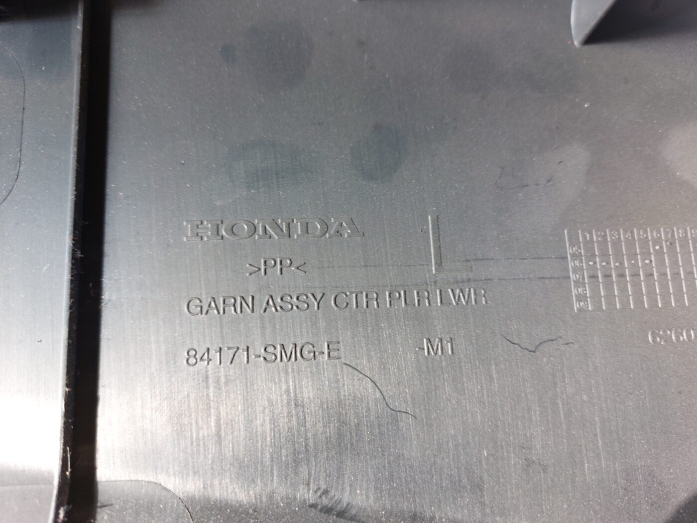 Vidējas salona statnes apdare priekš HONDA CIVIC 2006 2 Vidējas salona statnes apdare priekš HONDA CIVIC 2006