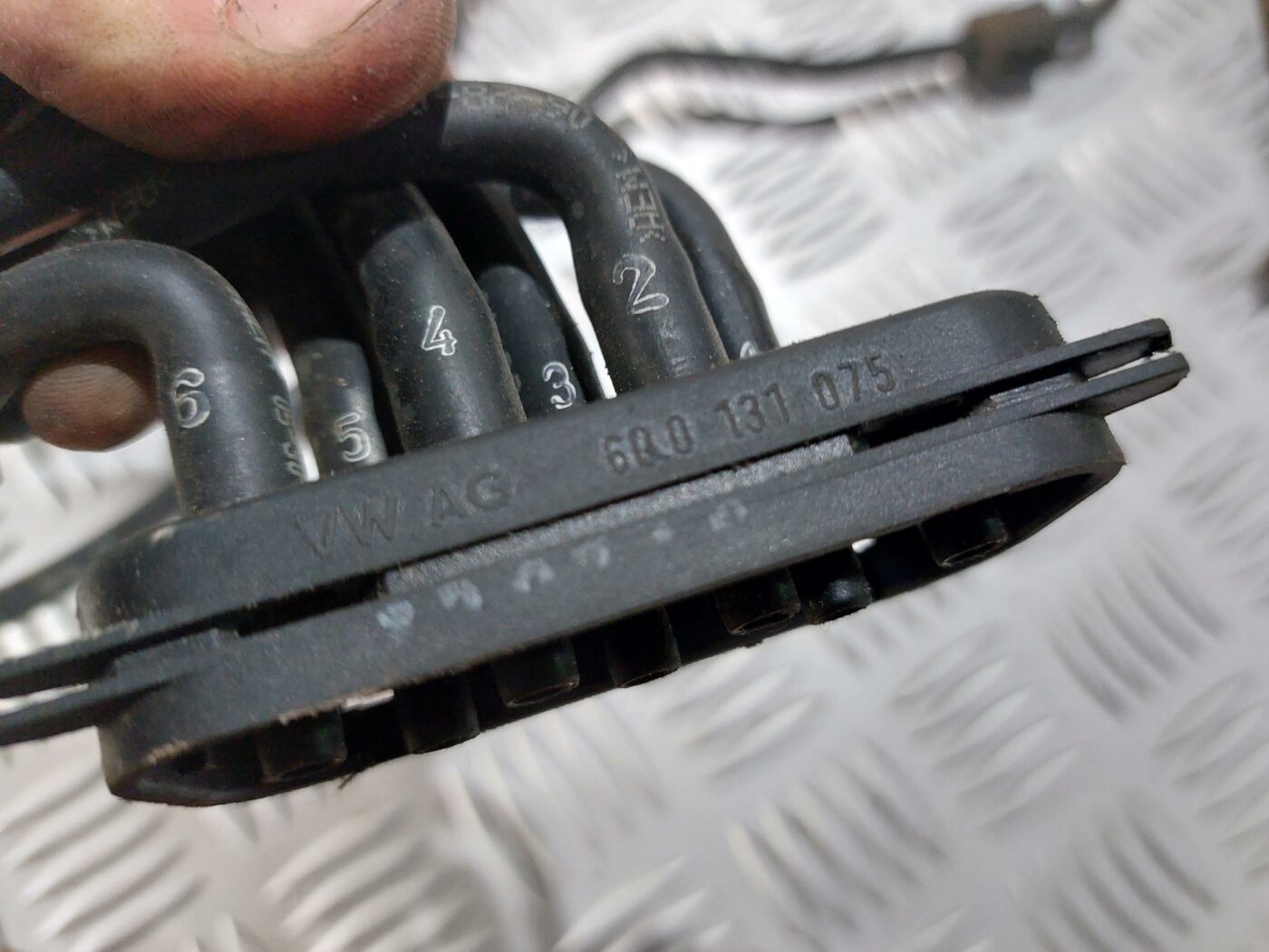 Solenoīda vārsta caurule priekš VW JETTA 2008