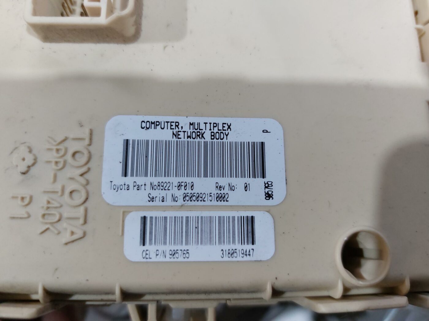 Drošinātāju relejas kaste priekš TOYOTA COROLLA VERSO 2006 3 Drošinātāju relejas kaste priekš TOYOTA COROLLA VERSO 2006