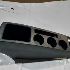 Centrālās konsoles (apdares) vidēja daļa priekš TOYOTA COROLLA VERSO 2006