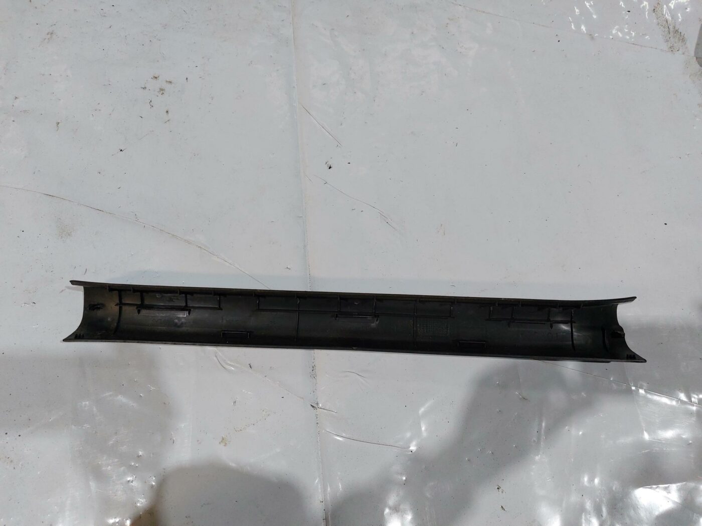 Sliekšņa priekšēja kreisa uzlika (salonā) priekš TOYOTA COROLLA VERSO 2006