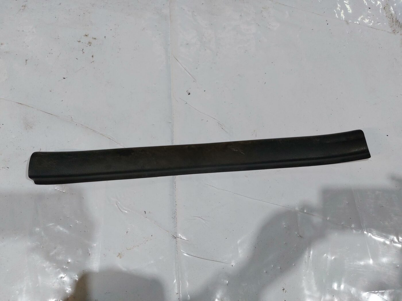 Sliekšņa priekšēja kreisa uzlika (salonā) priekš TOYOTA COROLLA VERSO 2006