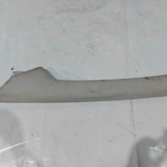 Priekšējas salona statnes apdare priekš TOYOTA COROLLA VERSO 2006