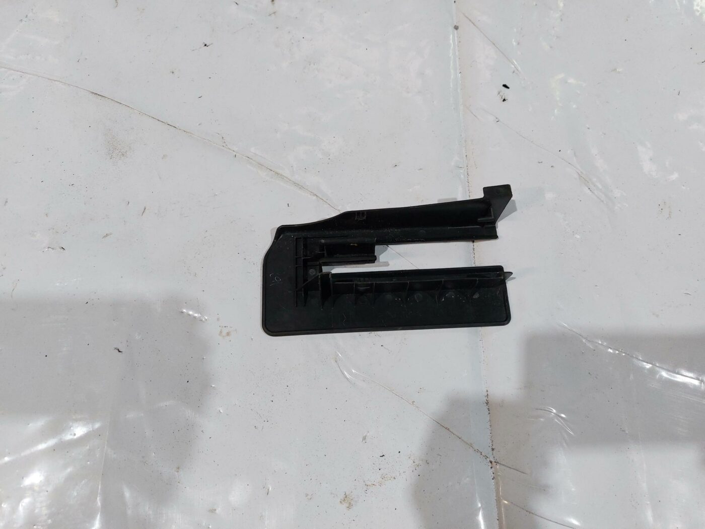 Aizmugurējā sēdekļa sliežu apdare priekš TOYOTA COROLLA VERSO 2006 2 Aizmugurējā sēdekļa sliežu apdare priekš TOYOTA COROLLA VERSO 2006