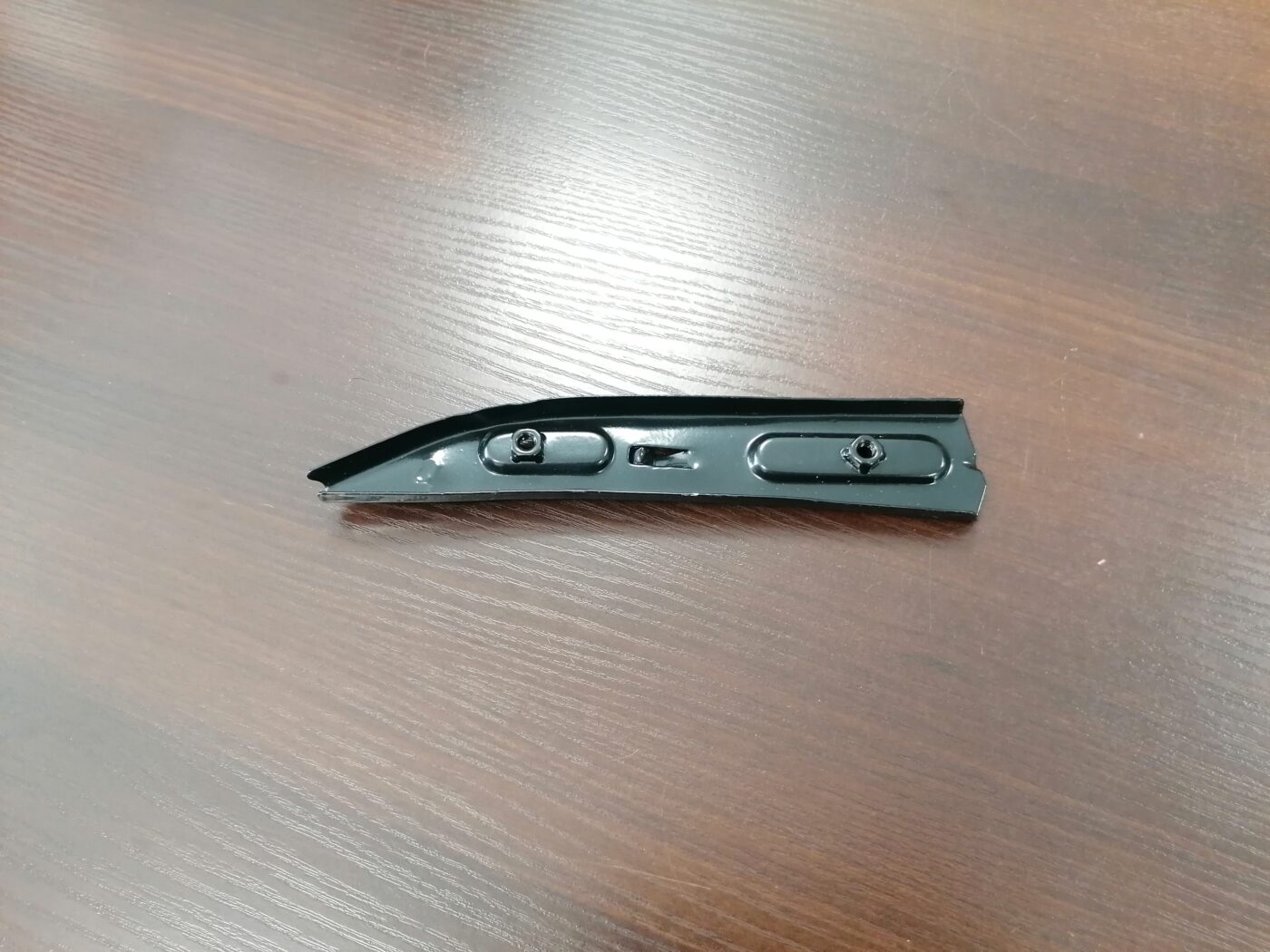 Priekšēja bufera kronšteins priekš ŠKODA FABIA 2008 2 Priekšēja bufera kronšteins priekš ŠKODA FABIA 2008