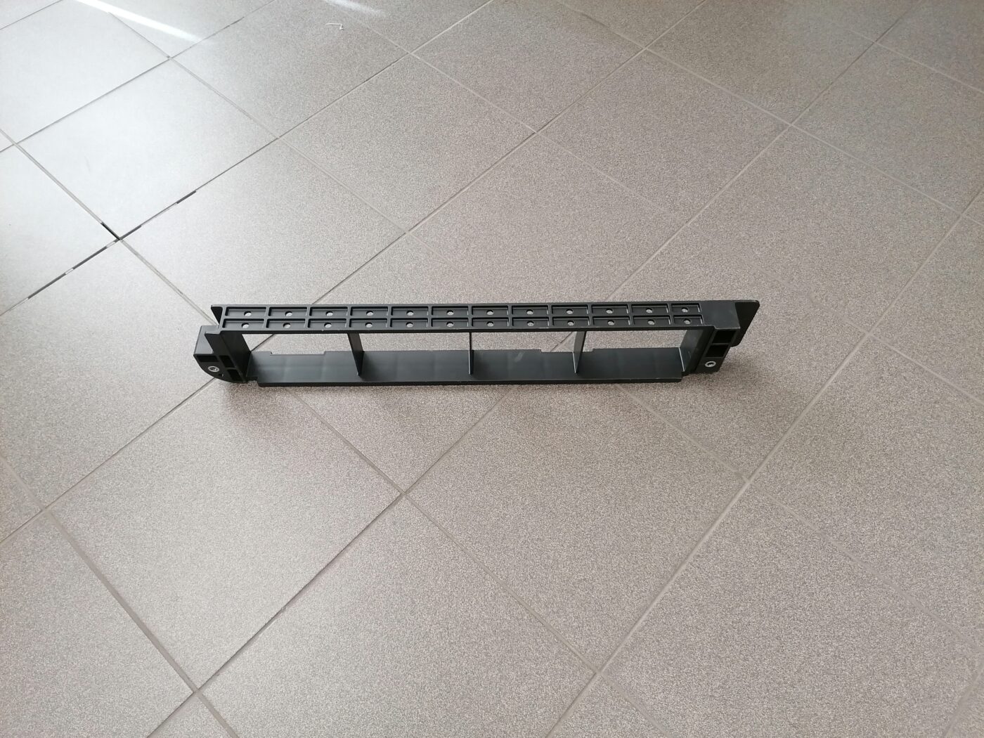 Ieplūdes gaisa deflektors/Difuzors priekš TOYOTA LC150 2015-2017 2 Ieplūdes gaisa deflektors/Difuzors priekš TOYOTA LC150 2015-2017