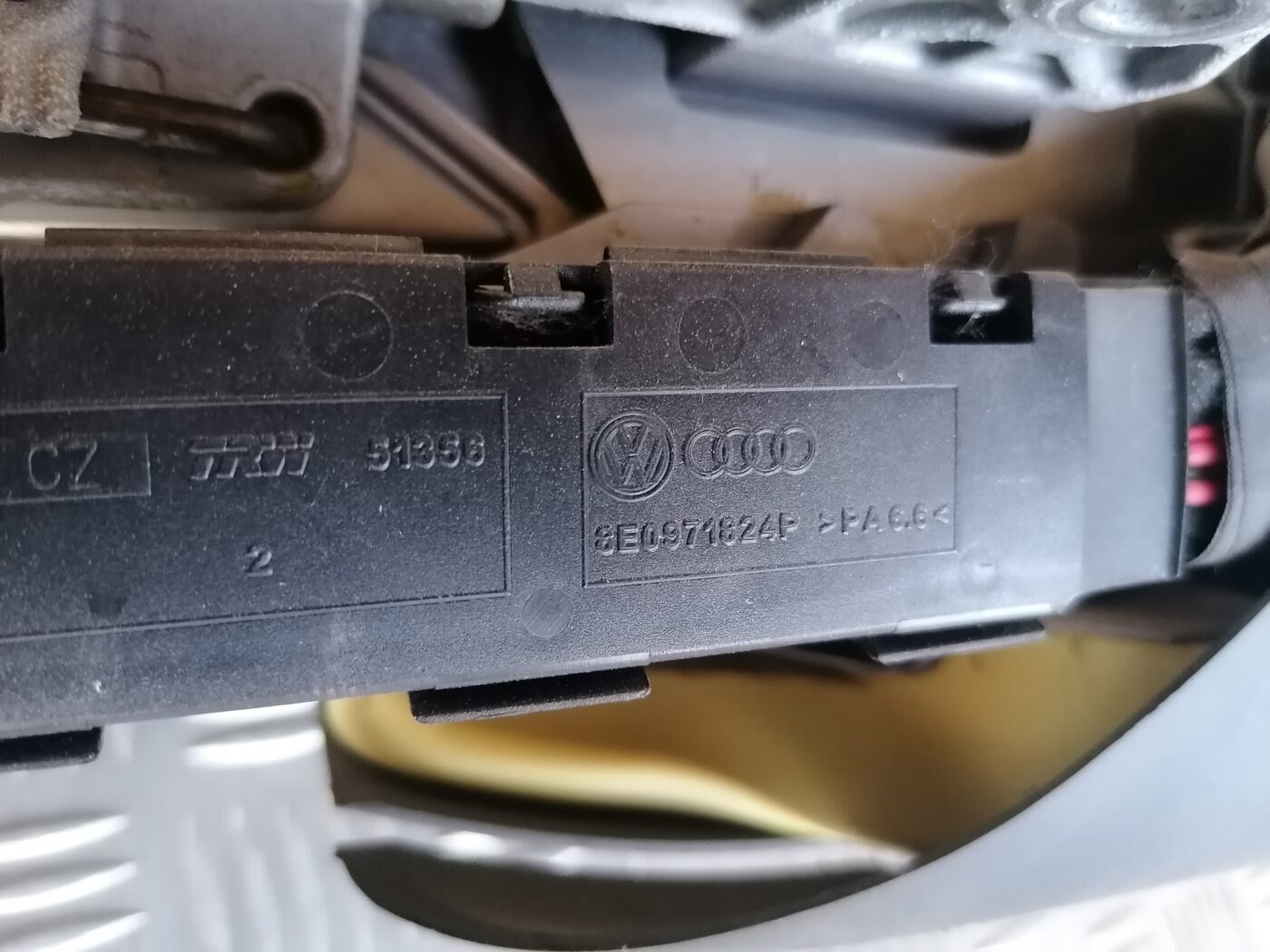 Stūres statne priekš AUDI A4 2007 3 Stūres statne priekš AUDI A4 2007