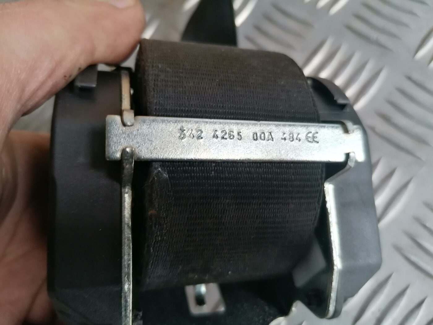 Aizmugurējā vidēja drošības josta priekš FORD GALAXY 2005