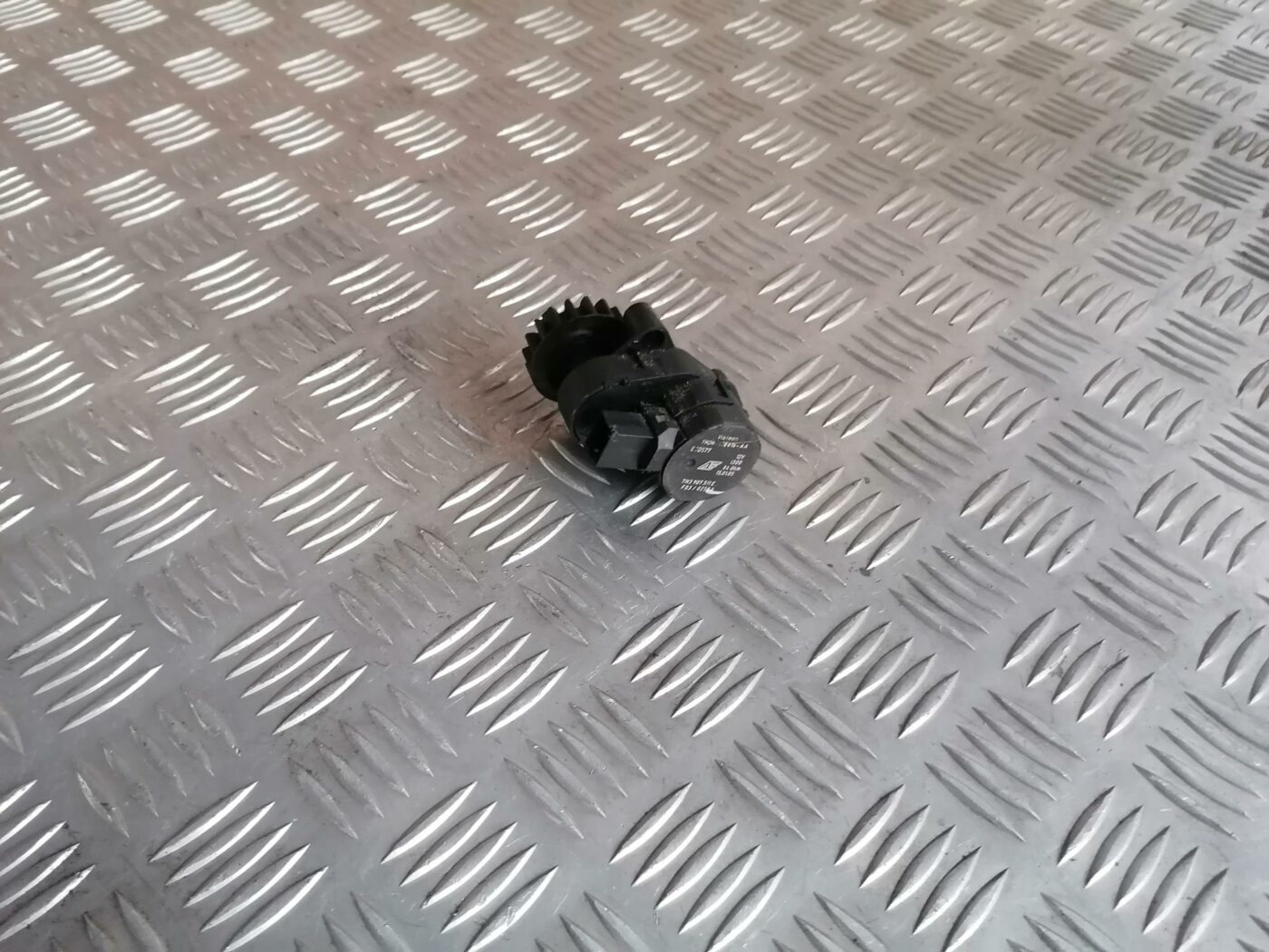 Apsildes sistēmas aktuators priekš FORD GALAXY 2005 1 Apsildes sistēmas aktuators priekš FORD GALAXY 2005