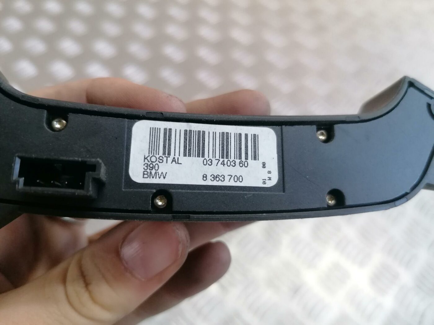 Stūres poga priekš BMW 530D E39 2001 TOURING 3 Stūres poga priekš BMW 530D E39 2001 TOURING