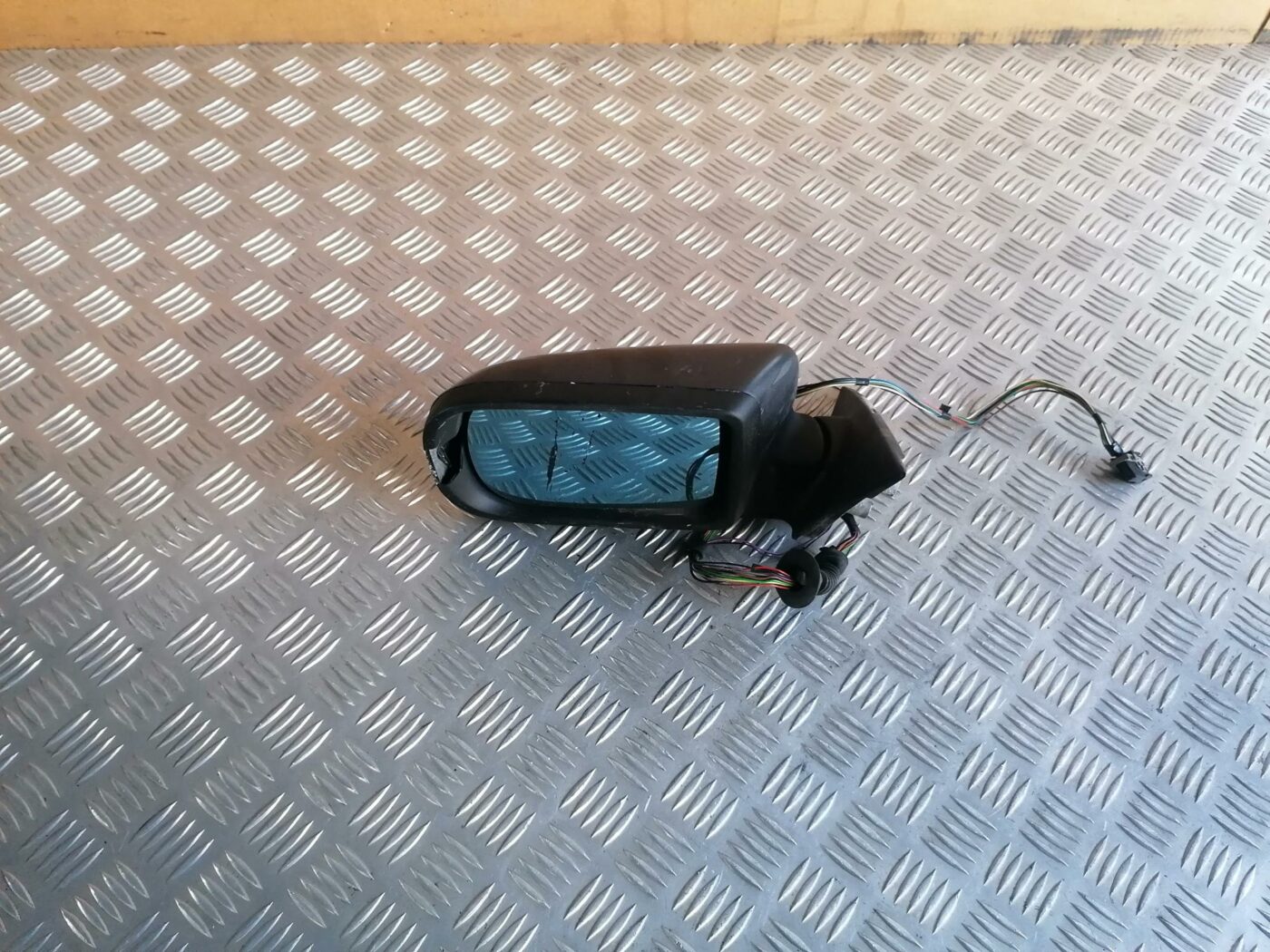 Ārējais spogulis, pa kreisi priekš BMW 530D E39 2001 TOURING 1 Ārējais spogulis, pa kreisi priekš BMW 530D E39 2001 TOURING