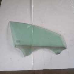 Priekšējo labo durvju stikls priekš FORD MONDEO 2007