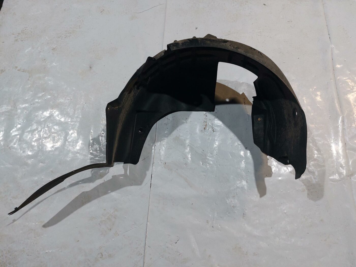 Aizmugurējais labais paspārns priekš RENAULT LAGUNA 2011 1 Aizmugurējais labais paspārns priekš RENAULT LAGUNA 2011