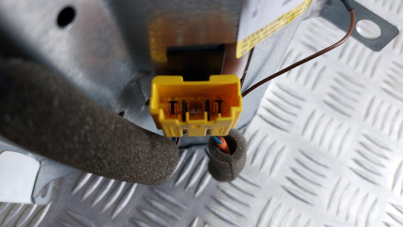 Mērinstrumentu paneļa drošības spilvens priekš VOLVO S40 2004 Black