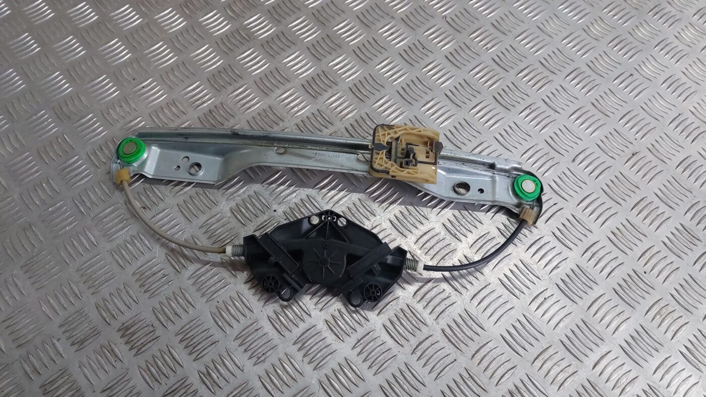 Stikla pacelšanas mehānisms aizmugurējais labais priekš VOLVO V60 2012 2 Stikla pacelšanas mehānisms aizmugurējais labais priekš VOLVO V60 2012