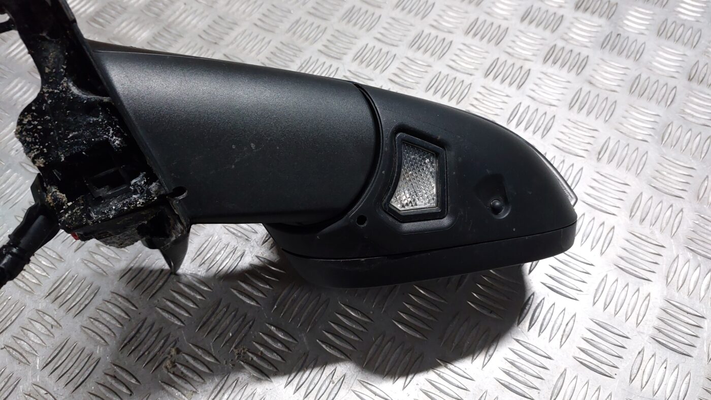 Ārējais spogulis, pa kreisi priekš VOLVO V60 2012 3 Ārējais spogulis, pa kreisi priekš VOLVO V60 2012