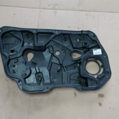 Stikla pacelšanas mehānisma panele priekš VOLVO V60 2012