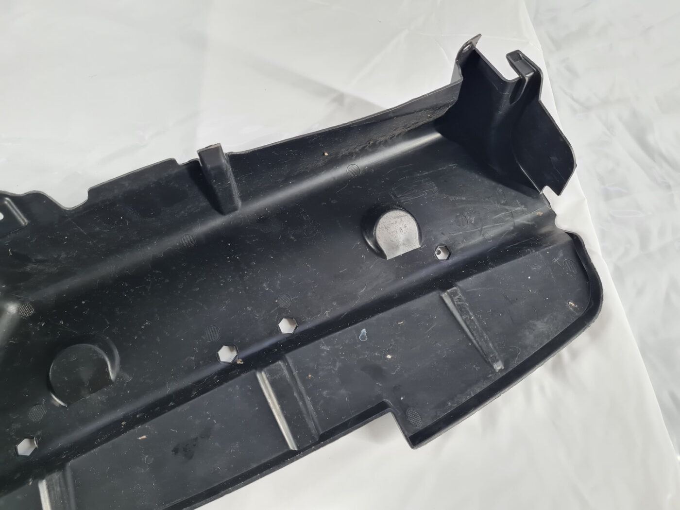 Ieplūdes gaisa deflektors/Difuzors priekš FORD C-MAX 2011 6 Ieplūdes gaisa deflektors/Difuzors priekš FORD C-MAX 2011