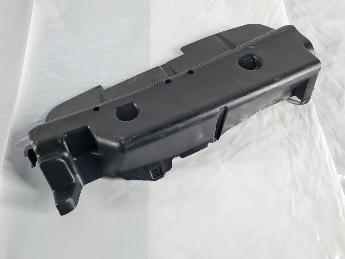 Ieplūdes gaisa deflektors/Difuzors priekš FORD C-MAX 2011 5 Ieplūdes gaisa deflektors/Difuzors priekš FORD C-MAX 2011