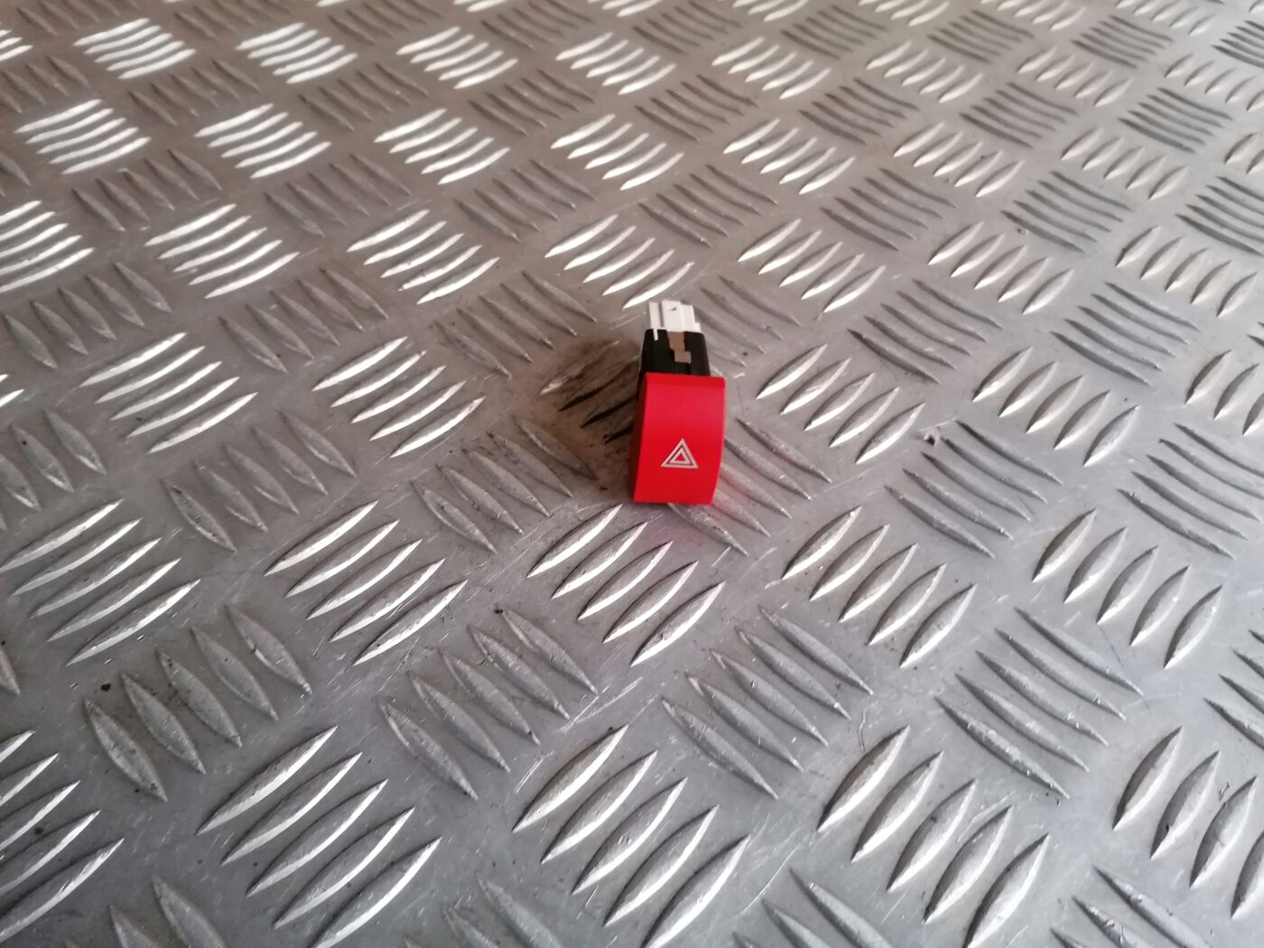 Trauksmes poga priekš ŠKODA OCTAVIA 2006 1 Trauksmes poga priekš ŠKODA OCTAVIA 2006