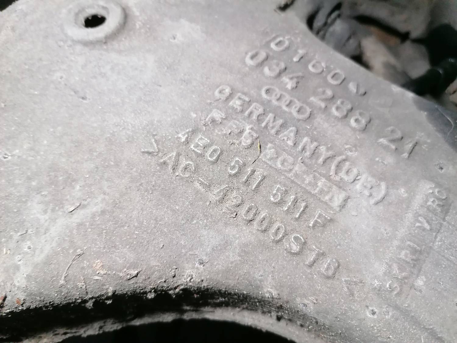 Aizmugurējais tilts/Aizmugurējais šķērsnis priekš VW PHAETON 2003 8 Aizmugurējais tilts/Aizmugurējais šķērsnis priekš VW PHAETON 2003