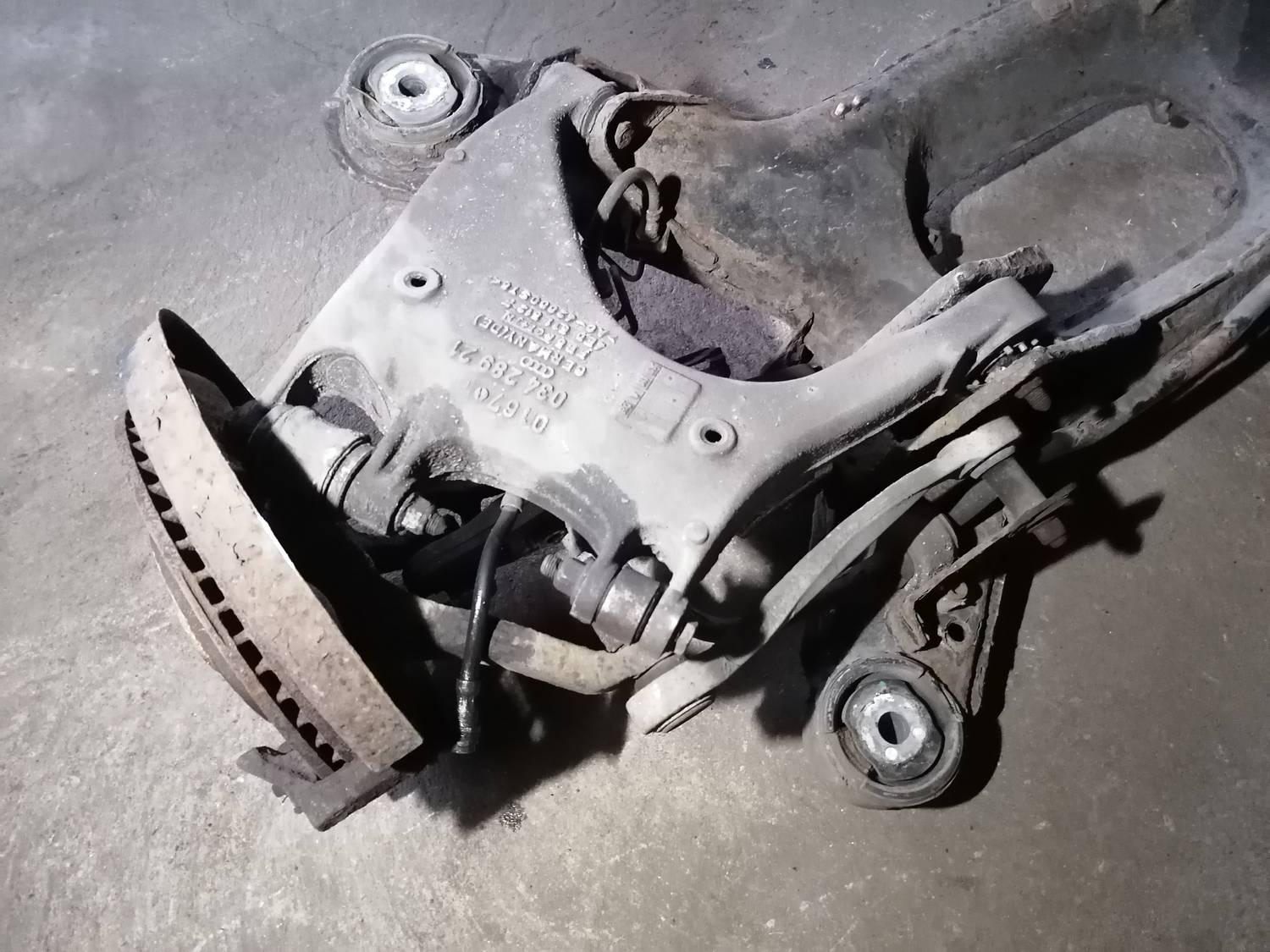 Aizmugurējais tilts/Aizmugurējais šķērsnis priekš VW PHAETON 2003 3 Aizmugurējais tilts/Aizmugurējais šķērsnis priekš VW PHAETON 2003