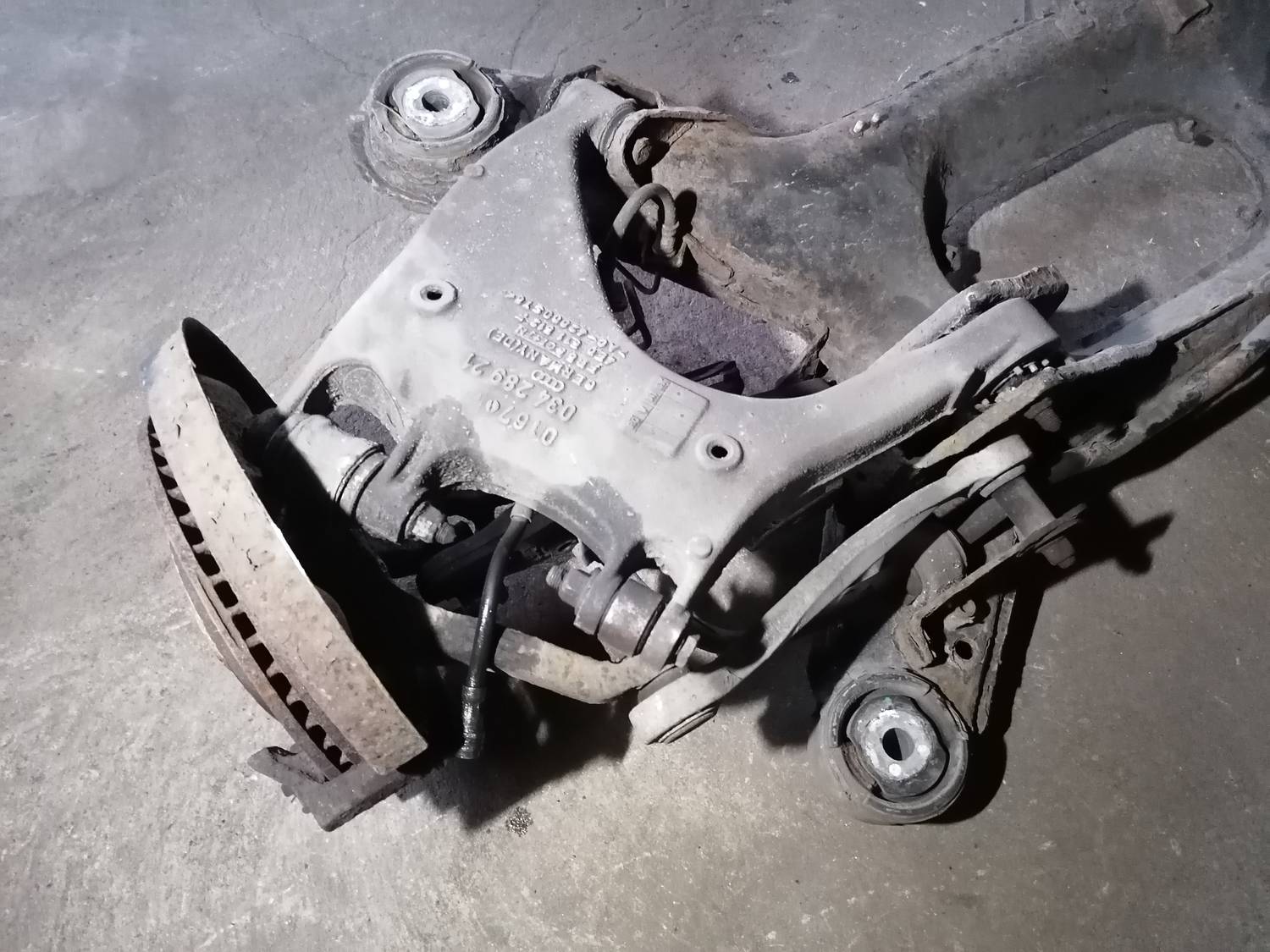 Aizmugurējais tilts/Aizmugurējais šķērsnis priekš VW PHAETON 2003 2 Aizmugurējais tilts/Aizmugurējais šķērsnis priekš VW PHAETON 2003