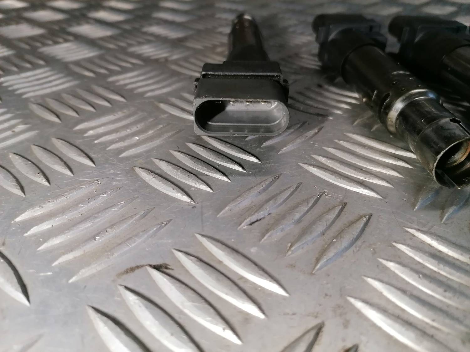 Augstsprieguma spole priekš VW PHAETON 2003 3 Augstsprieguma spole priekš VW PHAETON 2003