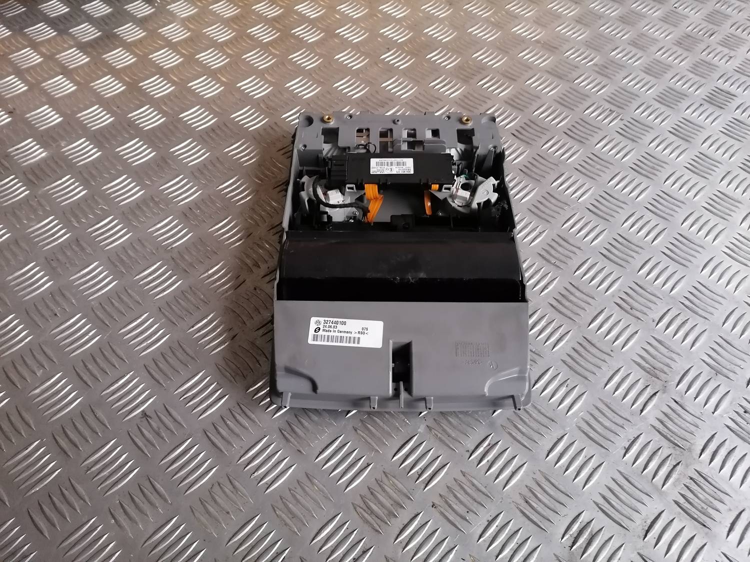 Salona apgaismojuma panelis priekš VW PHAETON 2003 3 Salona apgaismojuma panelis priekš VW PHAETON 2003