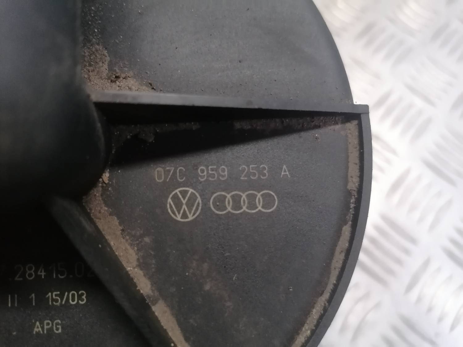 Papildus elektriskais gaisa sūknis priekš VW PHAETON 2003 6 Papildus elektriskais gaisa sūknis priekš VW PHAETON 2003