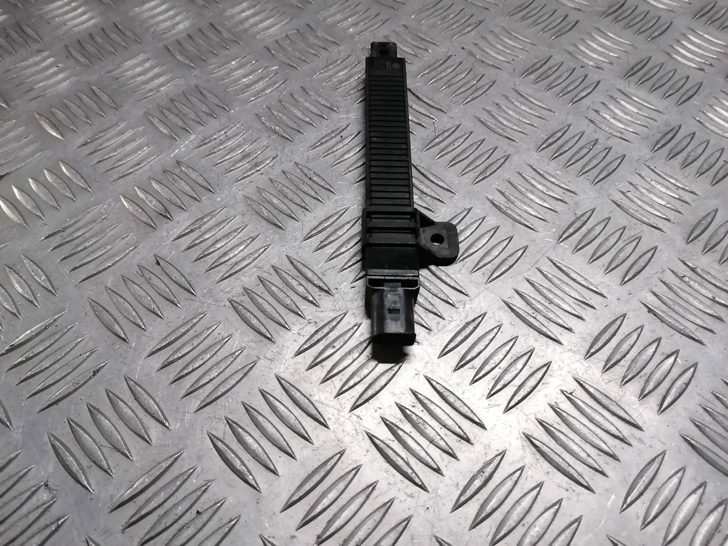 Riepas gaisa spiediena sensors priekš VW PHAETON 2003 4 Riepas gaisa spiediena sensors priekš VW PHAETON 2003