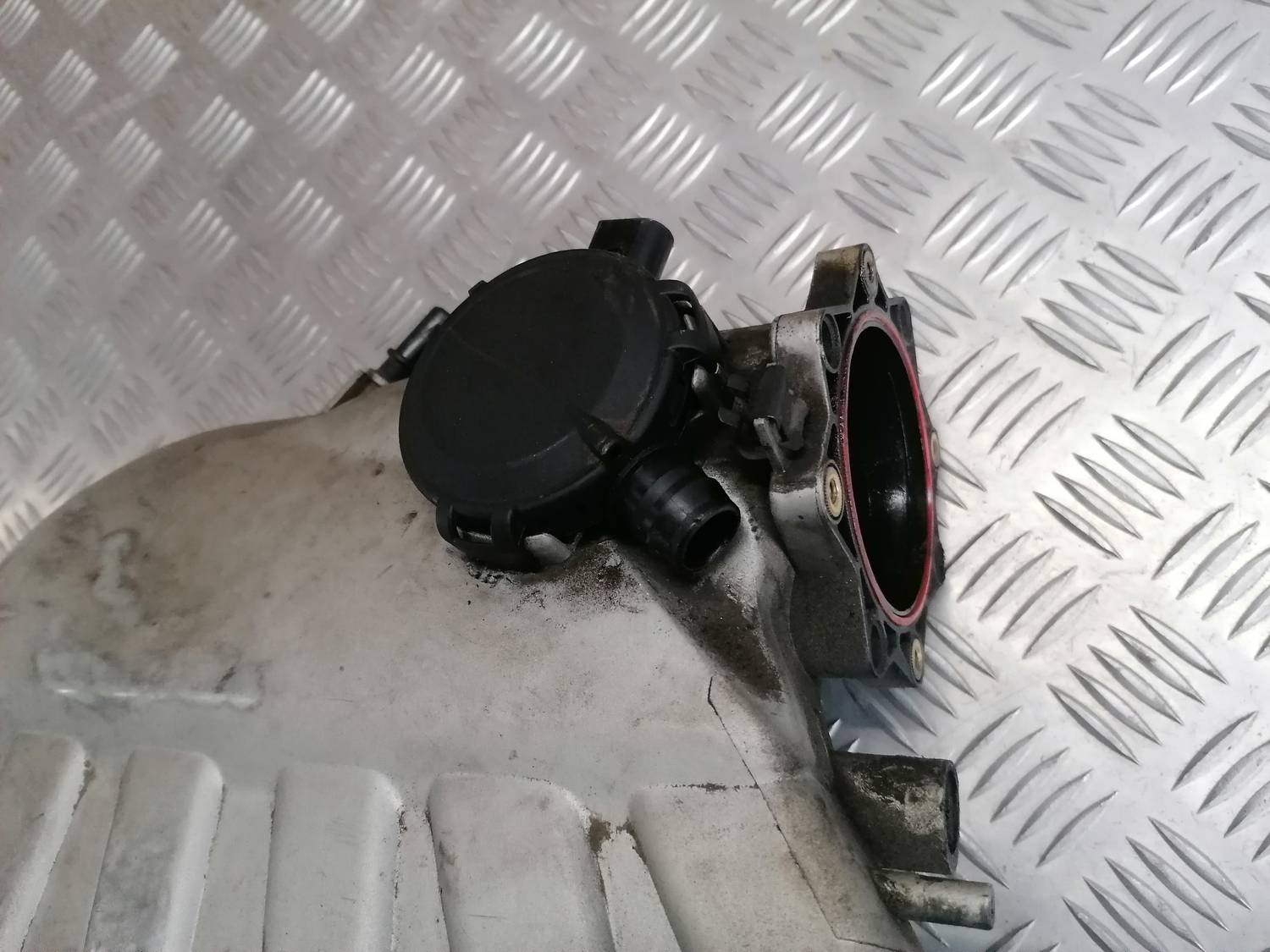 Ieplūdes kolektors priekš VW PHAETON 2003 7 Ieplūdes kolektors priekš VW PHAETON 2003