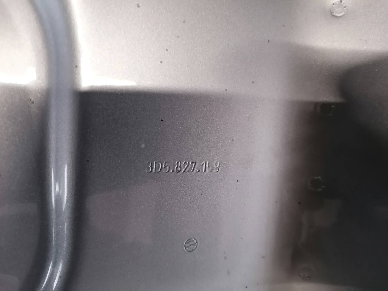 Bagāžnieka vāks priekš VW PHAETON 2003 8 Bagāžnieka vāks priekš VW PHAETON 2003