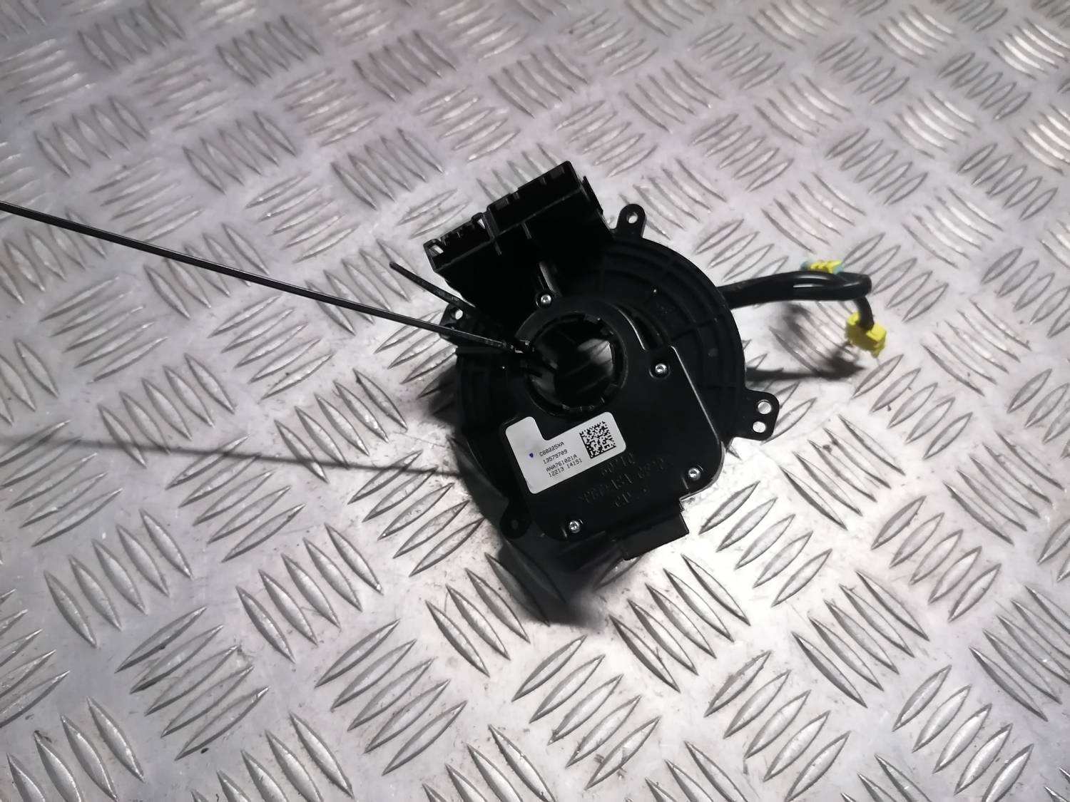 Drošības spilvena slīdgredzens priekš OPEL INSIGNIA SPORTS TOURER 2013 2 Drošības spilvena slīdgredzens priekš OPEL INSIGNIA SPORTS TOURER 2013