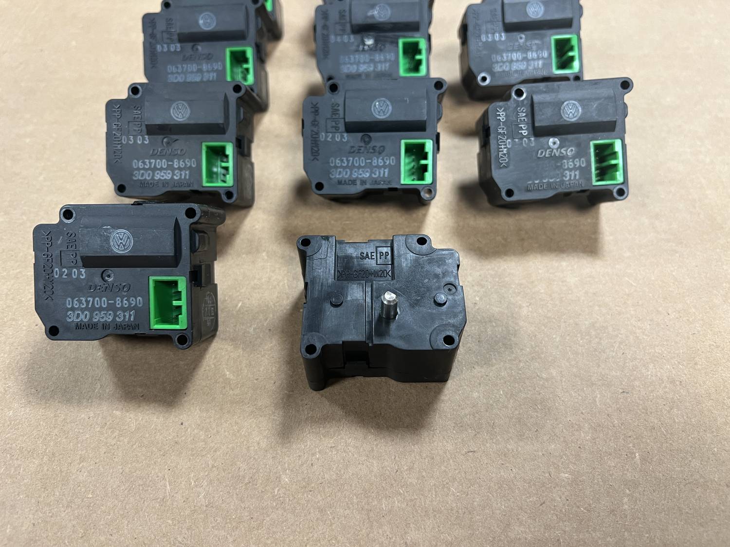 Apsildes sistēmas aktuators priekš VW PHAETON 2003