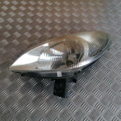 Priekšējais kreisais lukturis priekš XSARA PICASSO 2003