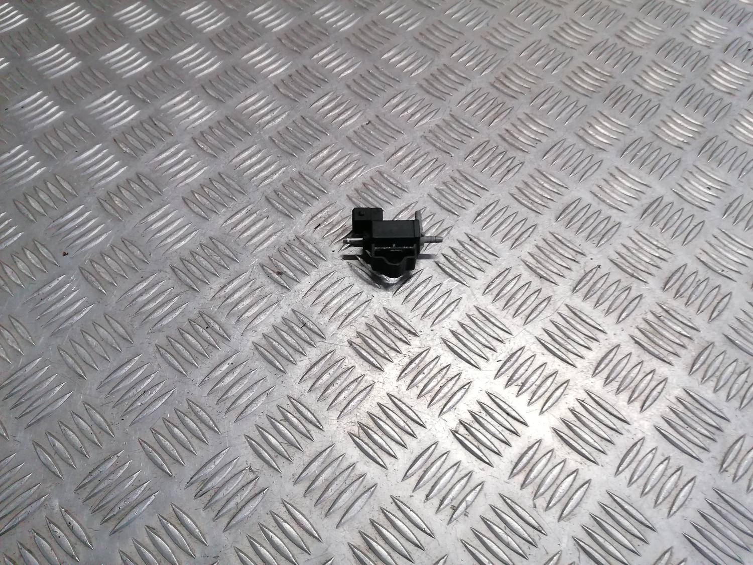 Solenoīda vakuuma vārsts priekš OPEL ASTRA J 2012