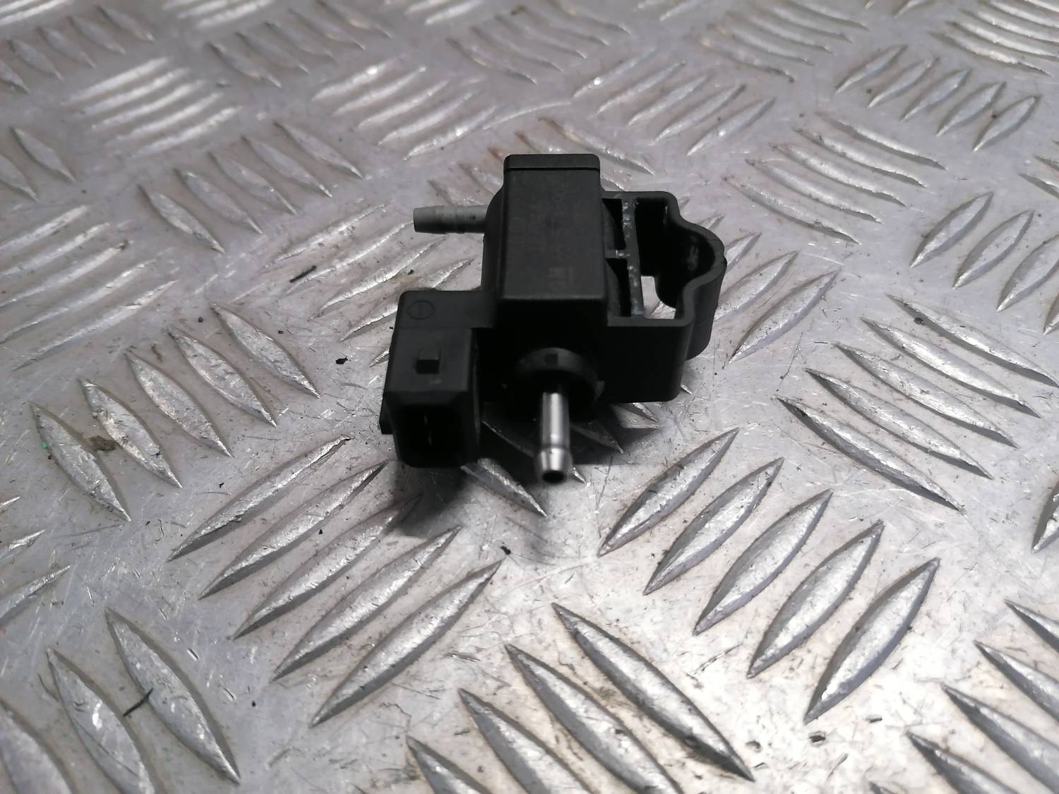 Solenoīda vakuuma vārsts priekš OPEL ASTRA J 2012
