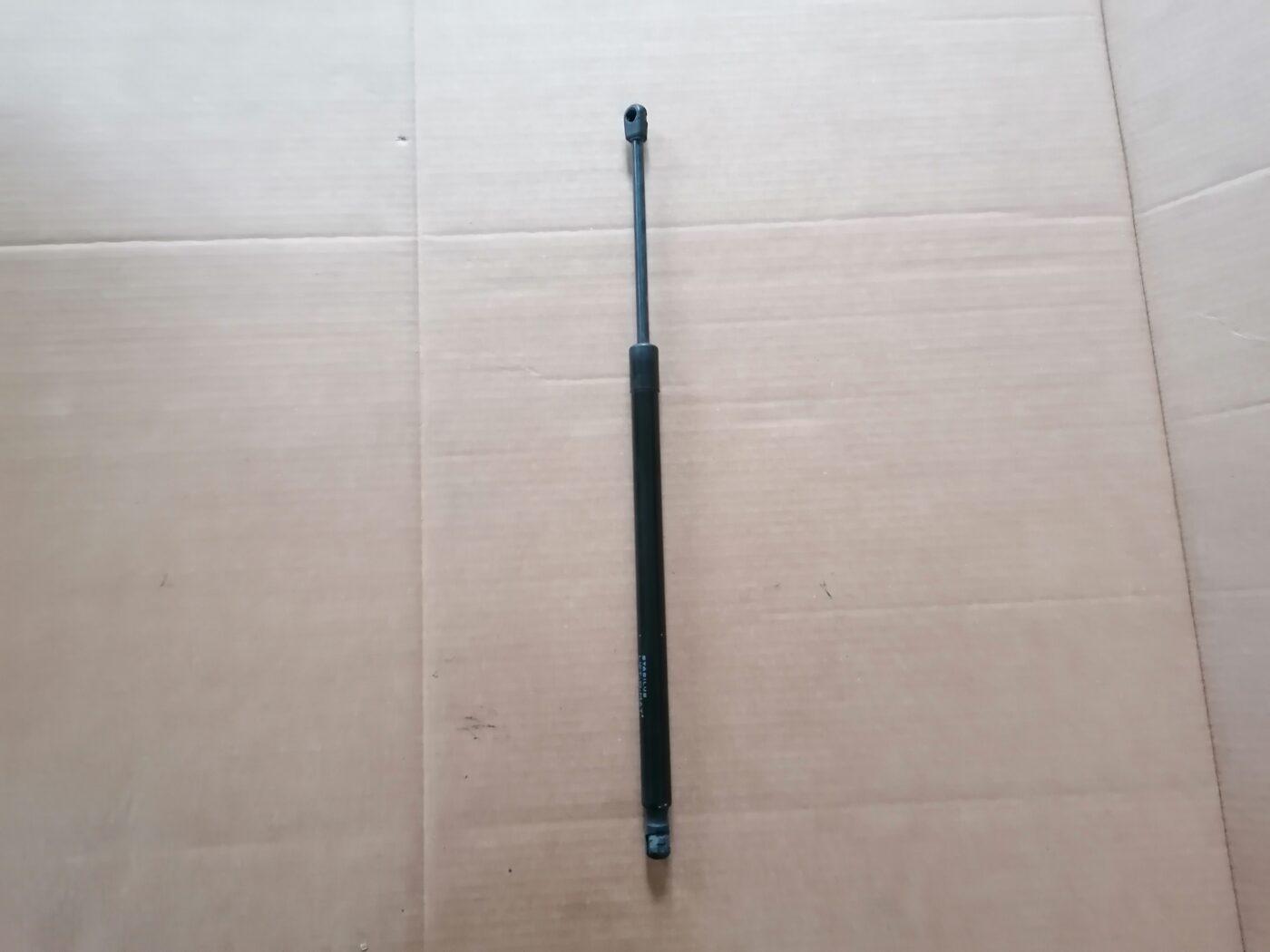 Bagažnieka vāka amortizators priekš MERCEDES BENZ ML280 2008 OBSIDIAN BLACK 1 Bagažnieka vāka amortizators priekš MERCEDES BENZ ML280 2008 OBSIDIAN BLACK