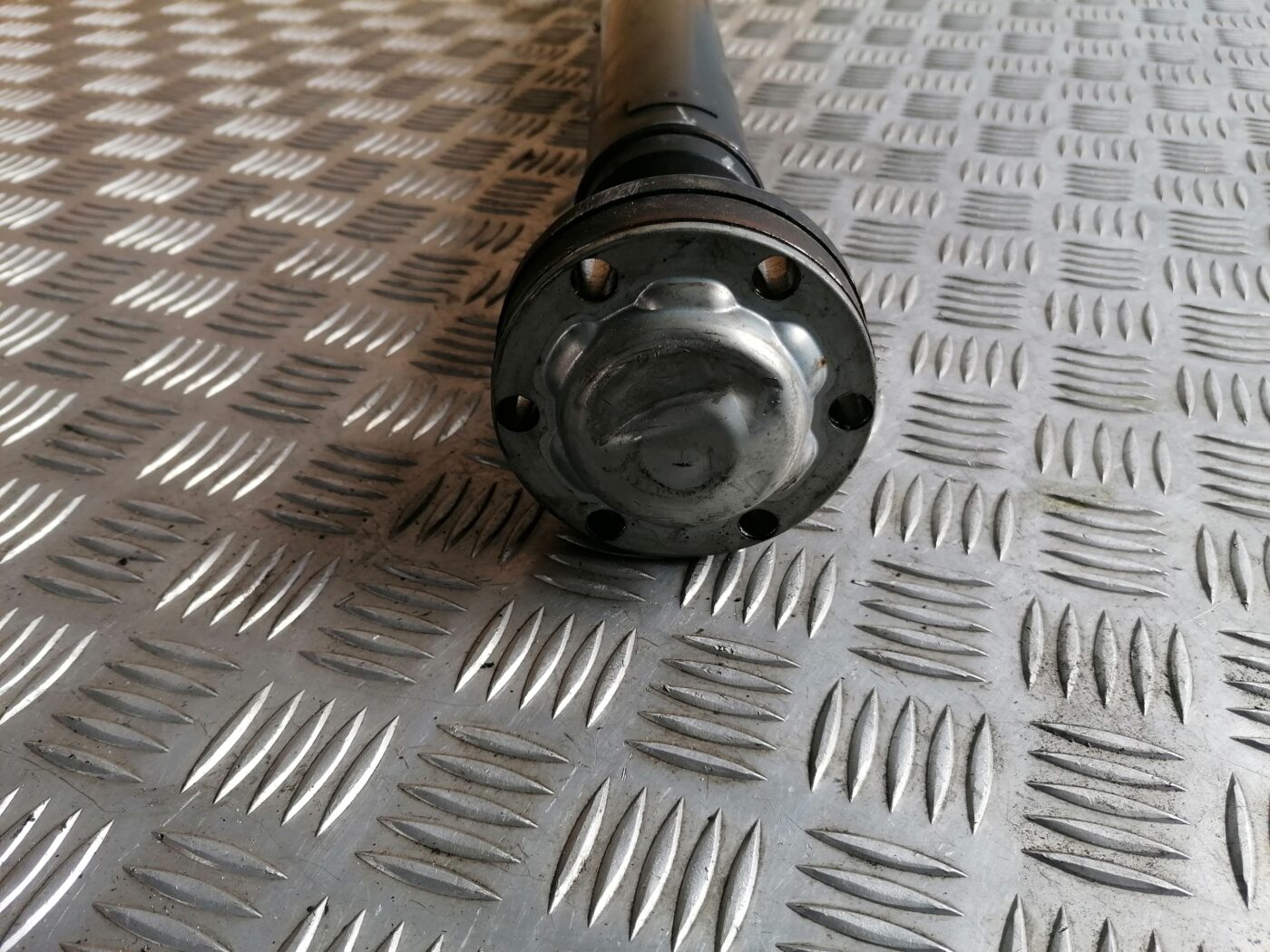 Kardāna daļa priekš MERCEDES BENZ ML280 2008 OBSIDIAN BLACK 5 Kardāna daļa priekš MERCEDES BENZ ML280 2008 OBSIDIAN BLACK