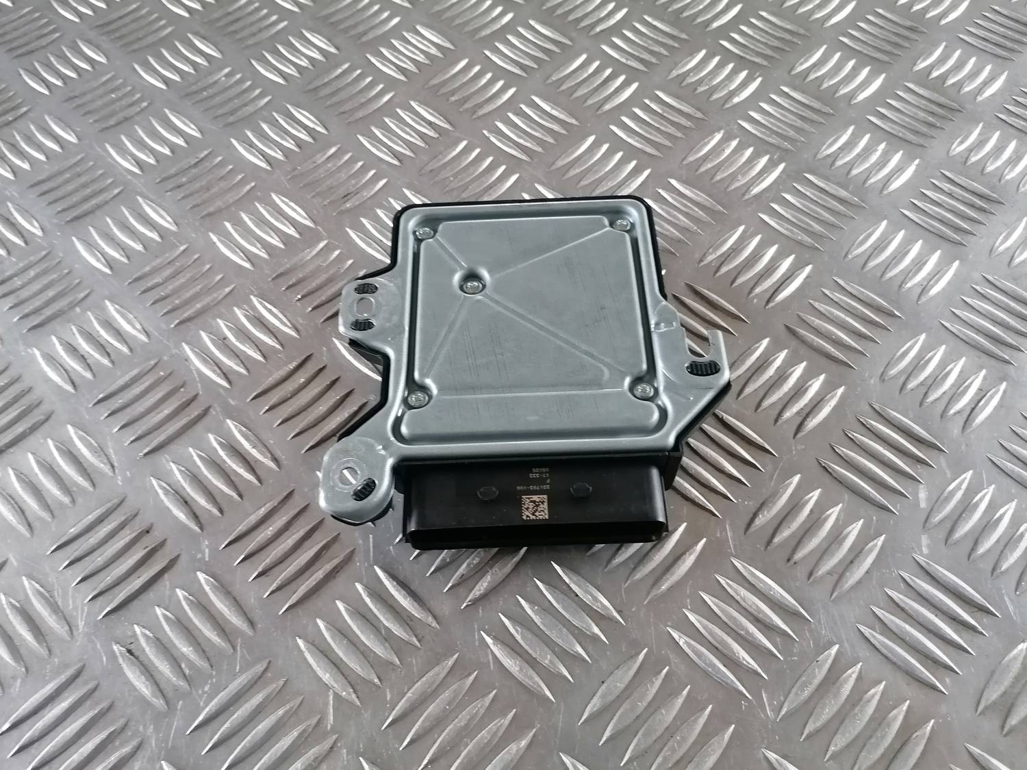 Drošības spilvena vadības bloks priekš VW CRAFTER 2018 2 Drošības spilvena vadības bloks priekš VW CRAFTER 2018