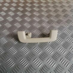 Salona rokturis griestos priekš VOLVO V70 2009