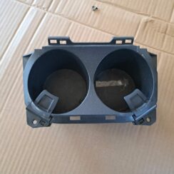 Krūzes turētājs priekš TOYOTA RAV 4 2006