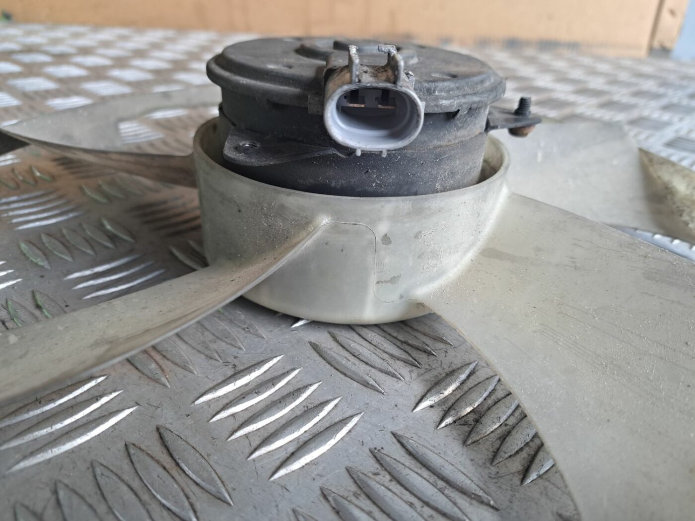 Dzesēšanas radiatora ventilators priekš TOYOTA RAV 4 2006 4 Dzesēšanas radiatora ventilators priekš TOYOTA RAV 4 2006