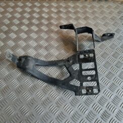 Priekšēja luktura kronšteins priekš BMW 525 E60 2004 BLACK