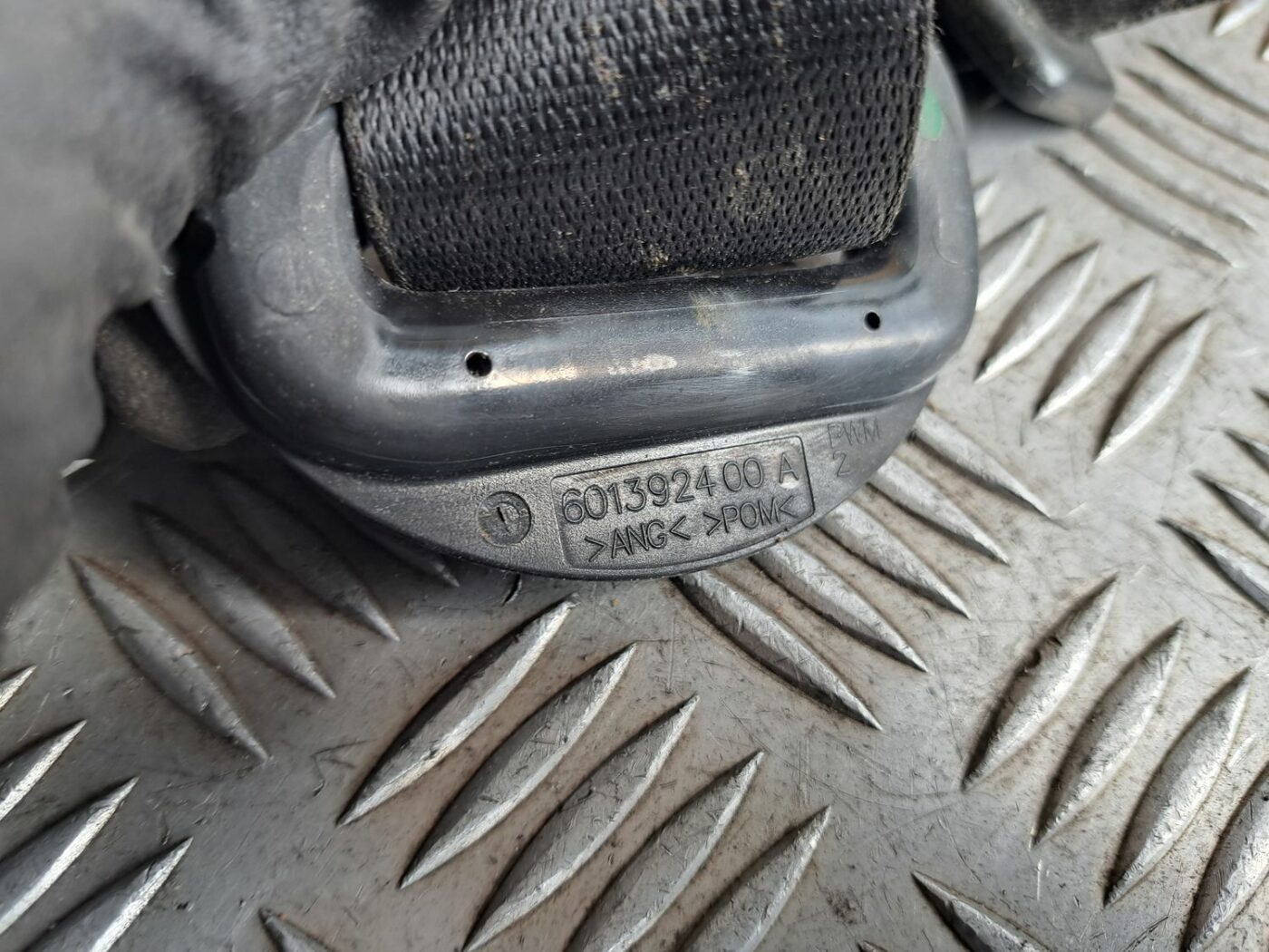 Priekšējā labā drošības josta priekš BMW 525 E60 2004 BLACK 7 Priekšējā labā drošības josta priekš BMW 525 E60 2004 BLACK