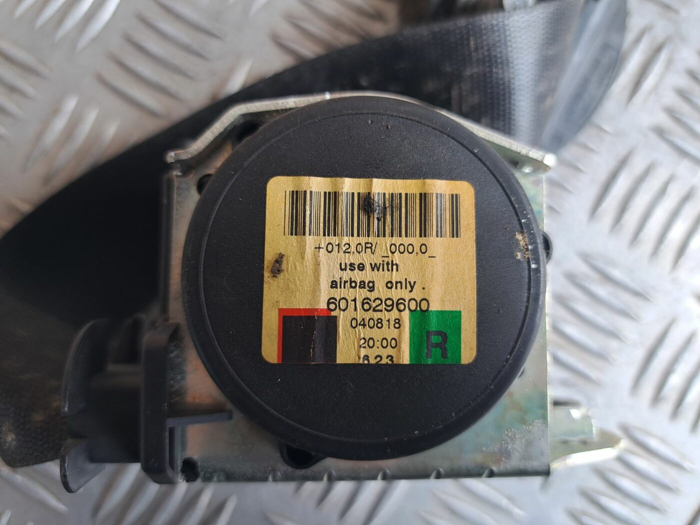 Priekšējā labā drošības josta priekš BMW 525 E60 2004 BLACK 6 Priekšējā labā drošības josta priekš BMW 525 E60 2004 BLACK