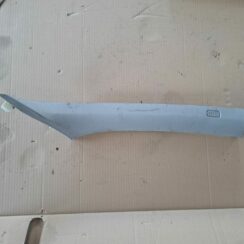 Priekšējas salona statnes apdare priekš BMW 525 E60 2004 BLACK